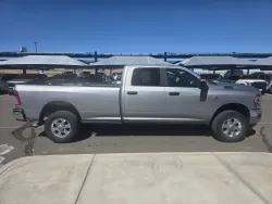 2024 RAM 2500 Big Horn | Thumbnail Photo 4 of 22