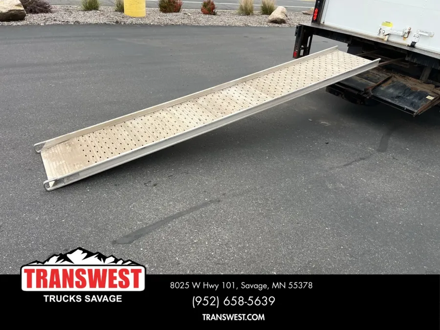 2022 Ford Econoline | Photo 14 of 17