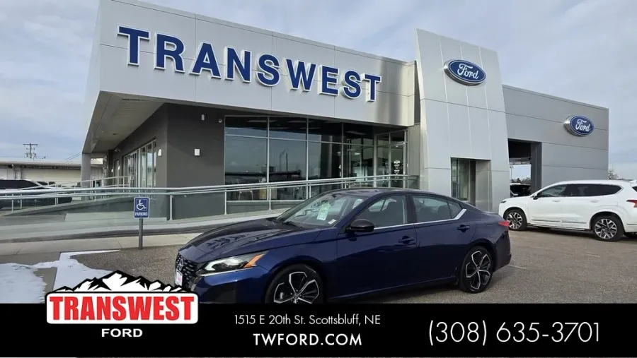 2024 Nissan Altima | Photo 26 of 26