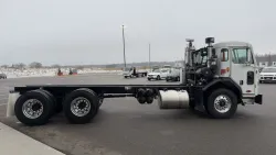 2026 Peterbilt 520 | Thumbnail Photo 6 of 20