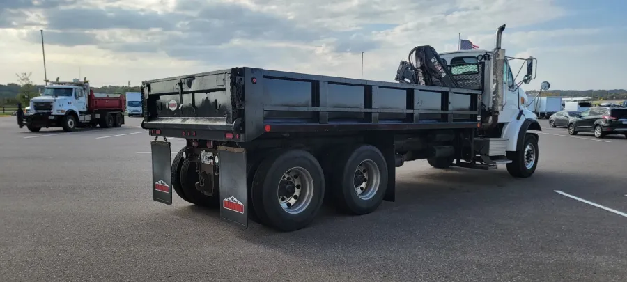 2007 Sterling LT9500 | Photo 5 of 14