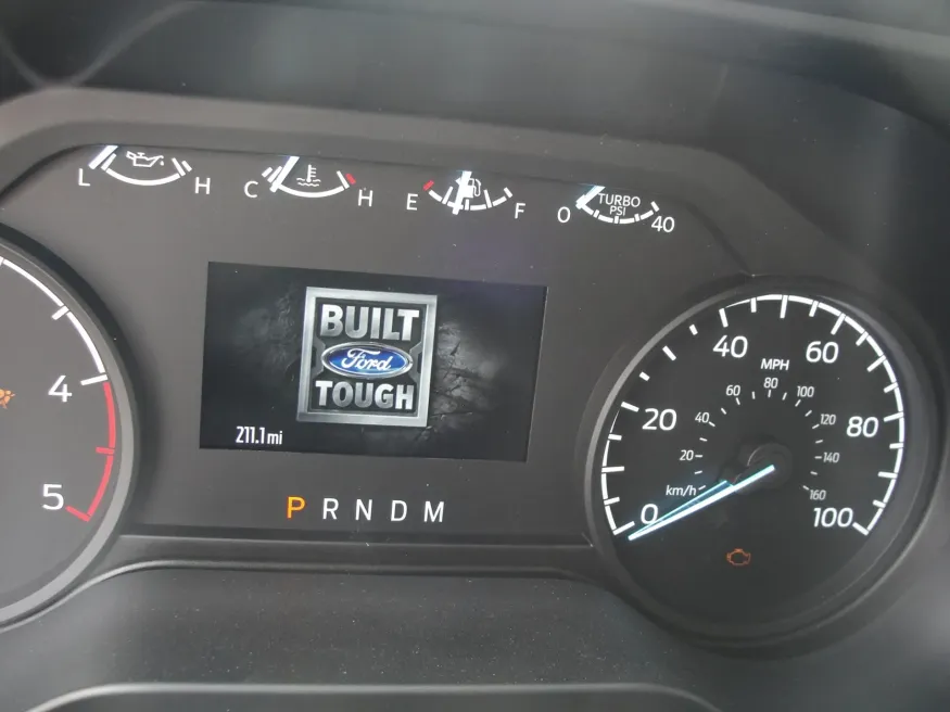 2025 Ford F-550 | Photo 11 of 17