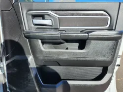 2024 RAM 2500 Big Horn | Thumbnail Photo 18 of 32