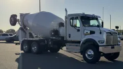 2025 Western Star 47X | Thumbnail Photo 7 of 15