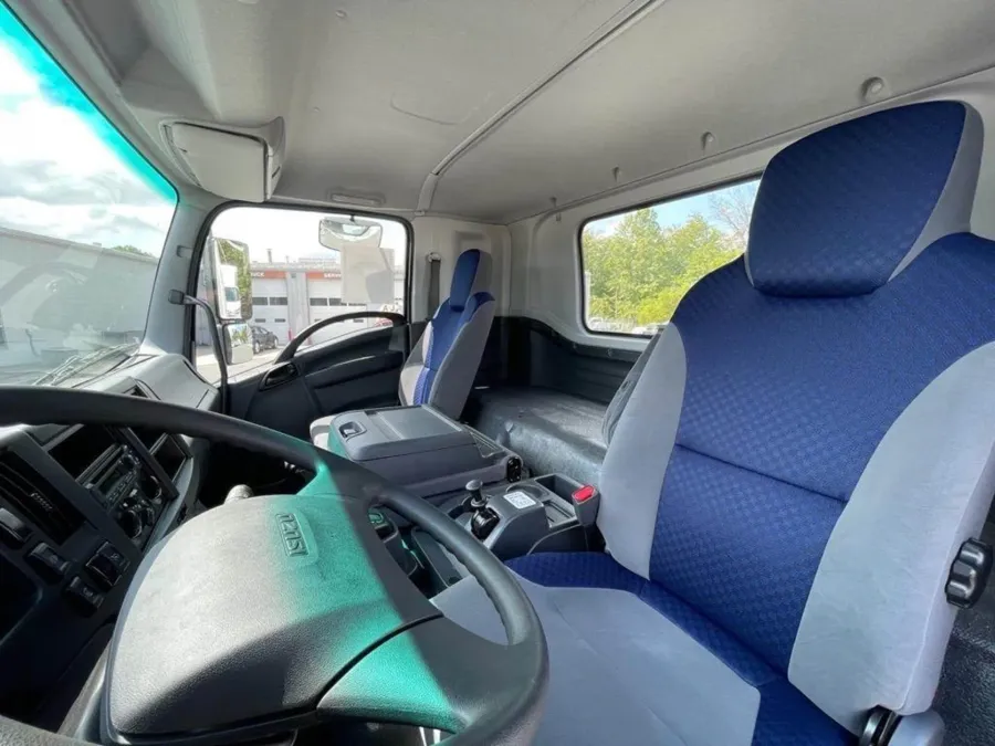 2025 Isuzu NPR-HD DIESEL | Photo 17 of 19