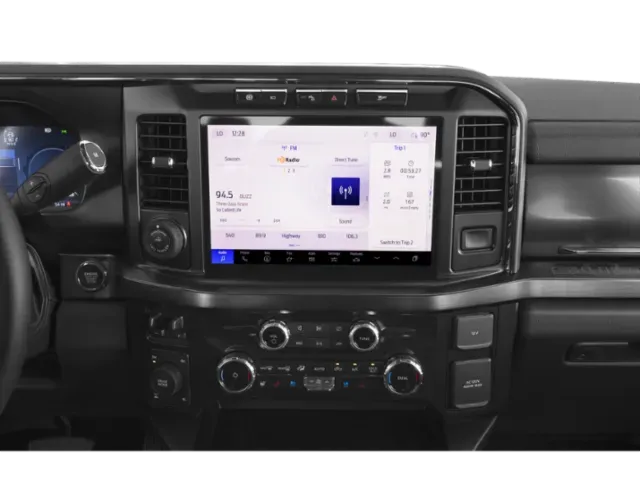 2026 Ford Super Duty F-250 | Photo 6 of 13