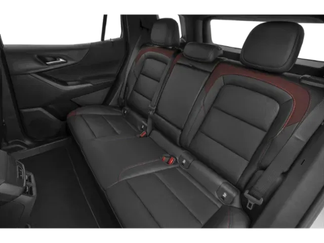 2025 Chevrolet Equinox | Photo 9 of 13