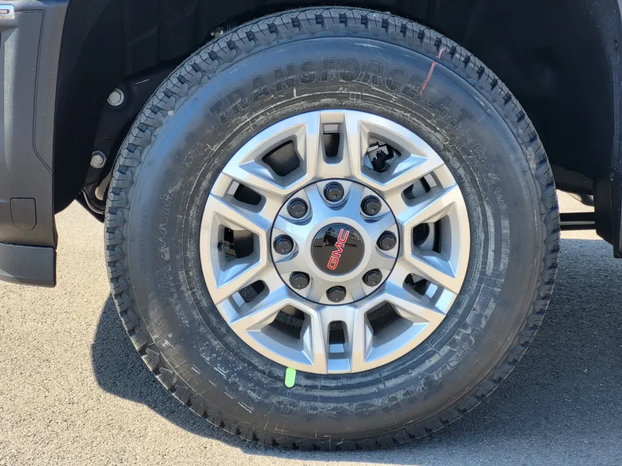 2026 GMC Sierra 2500HD Pro | Photo 9 of 24
