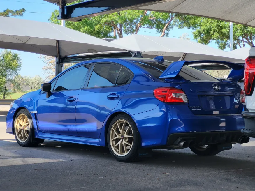 2015 Subaru WRX STI Launch Edition | Photo 3 of 5
