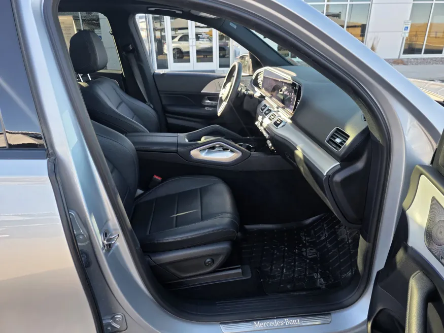 2022 Mercedes Benz GLE 350 | Photo 18 of 29