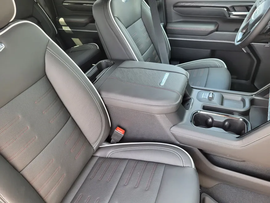 2026 GMC Sierra 2500HD AT4X | Photo 12 of 25