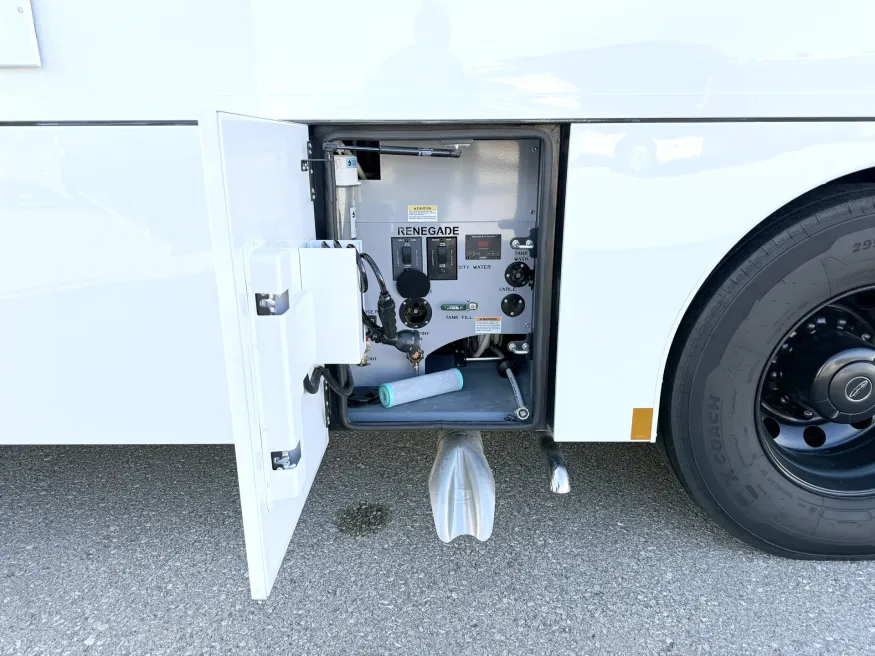 2026 Renegade Explorer 40ERB | Photo 27 of 29