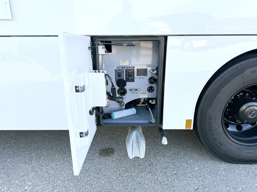 2026 Renegade Explorer 40ERB | Photo 27 of 29