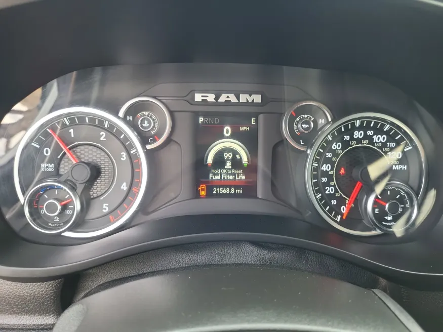 2024 RAM 3500 Chassis Cab SLT | Photo 11 of 22