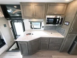 2026 Renegade Verona 36VSB | Thumbnail Photo 10 of 29