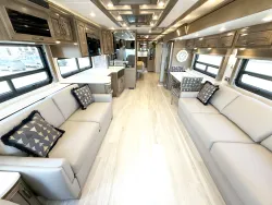 2026 Newmar Dutch Star 4081 | Thumbnail Photo 3 of 32