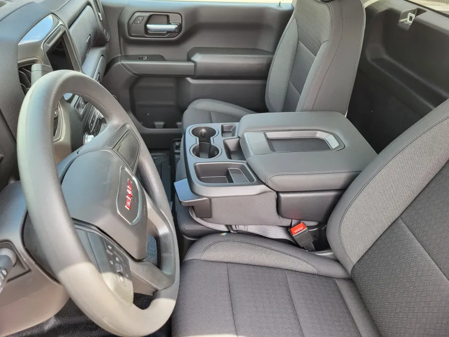 2026 GMC Sierra 1500 Pro | Photo 11 of 22