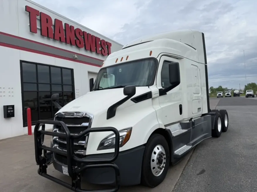 2019 Freightliner Cascadia | Photo 1 of 20