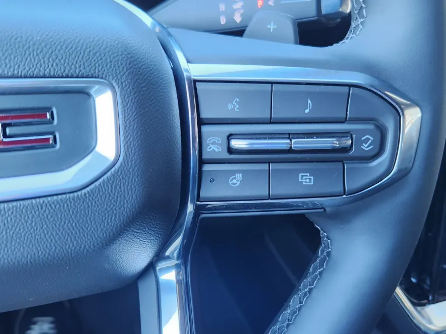 2026 GMC Yukon Elevation | Photo 18 of 25