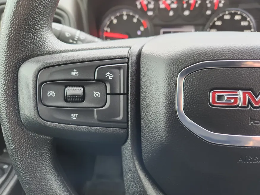 2025 GMC Sierra 2500HD Pro | Photo 18 of 26