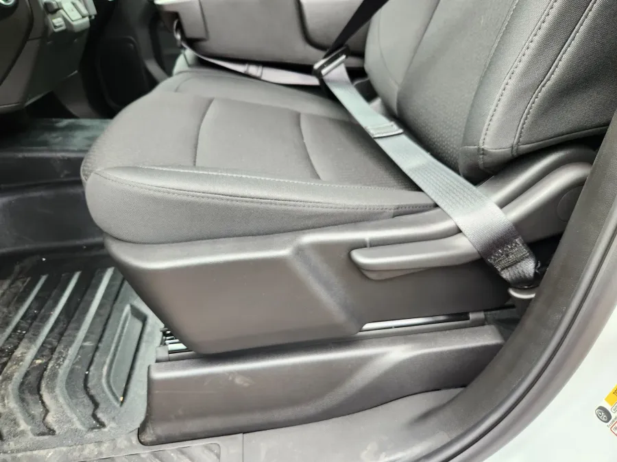 2026 GMC Sierra 2500HD Pro | Photo 10 of 29