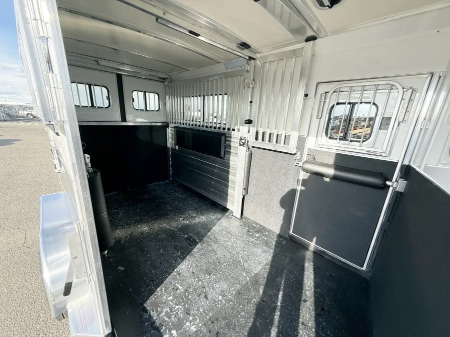 2026 Cimarron Norstar Warmblood | Photo 9 of 20