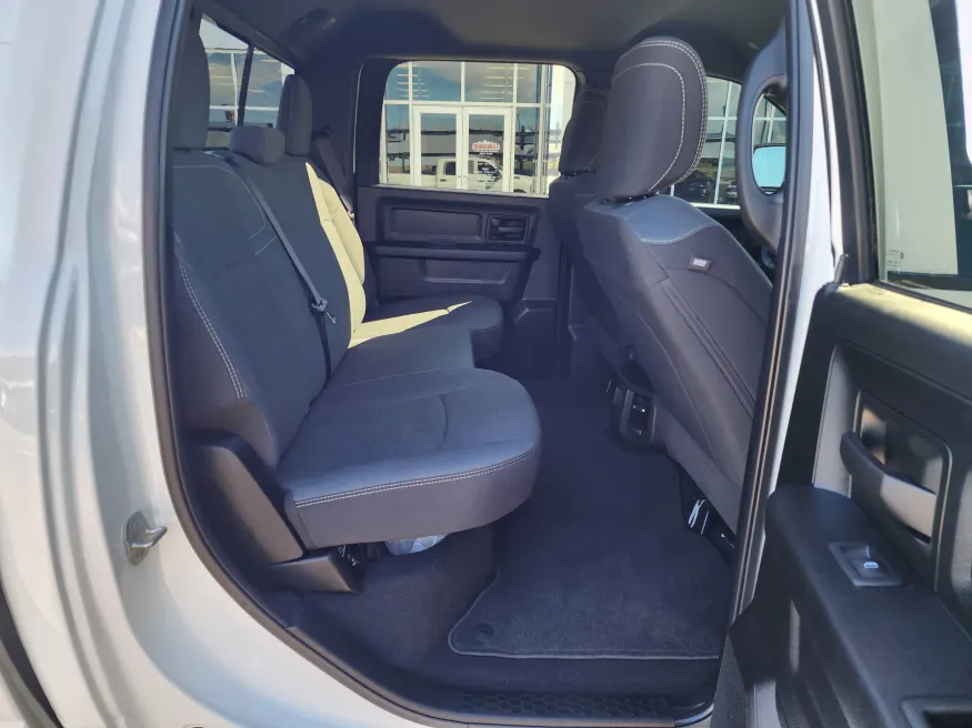 2024 RAM 3500 Tradesman | Photo 14 of 23