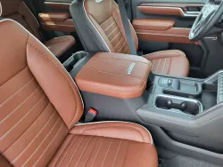 2026 GMC Sierra 2500HD Denali Ultimate | Thumbnail Photo 12 of 25