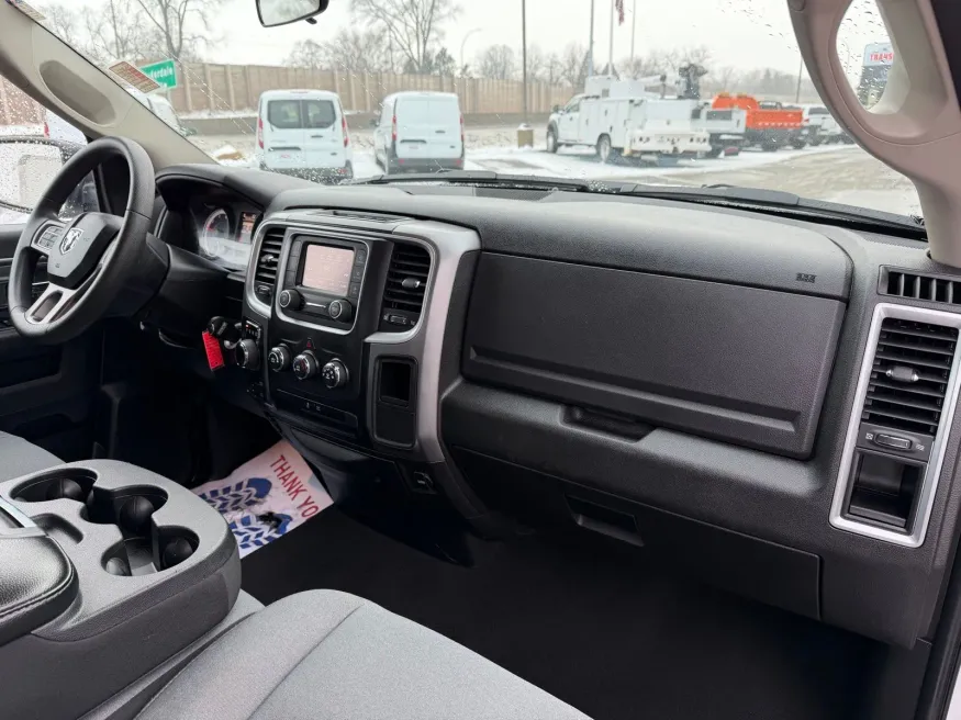 2024 RAM 1500 Classic SLT | Photo 19 of 21