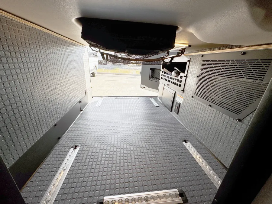 2026 Winnebago Revel 44E | Photo 11 of 15