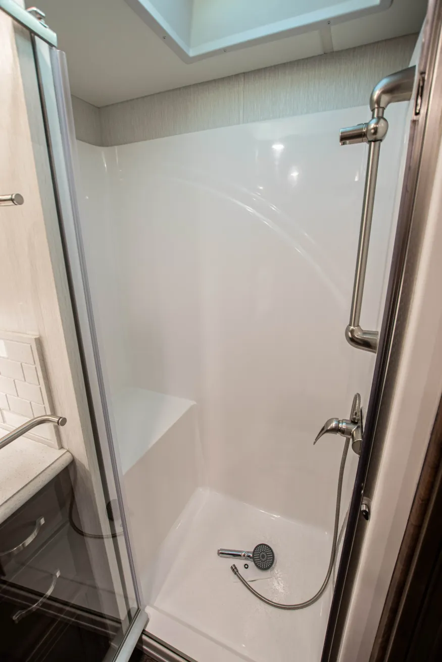 2024 Newmar Kountry Star 3709 | Photo 26 of 25