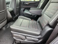 2026 GMC Yukon AT4 Ultimate | Thumbnail Photo 10 of 33