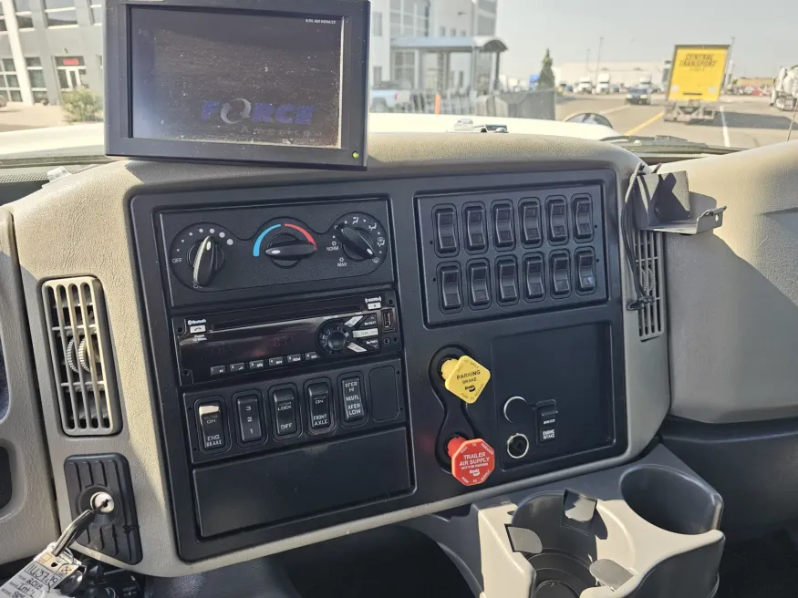 2018 International SR515 | Photo 20 of 28