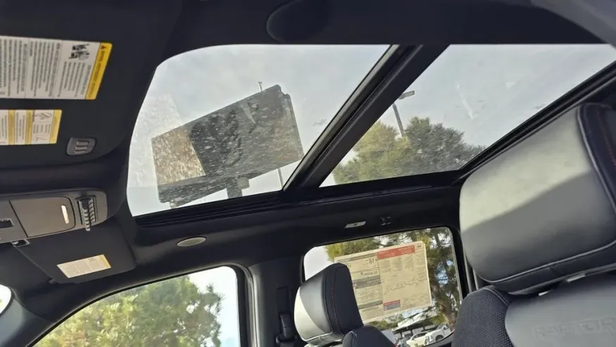 2025 Ford F-150 | Photo 27 of 32