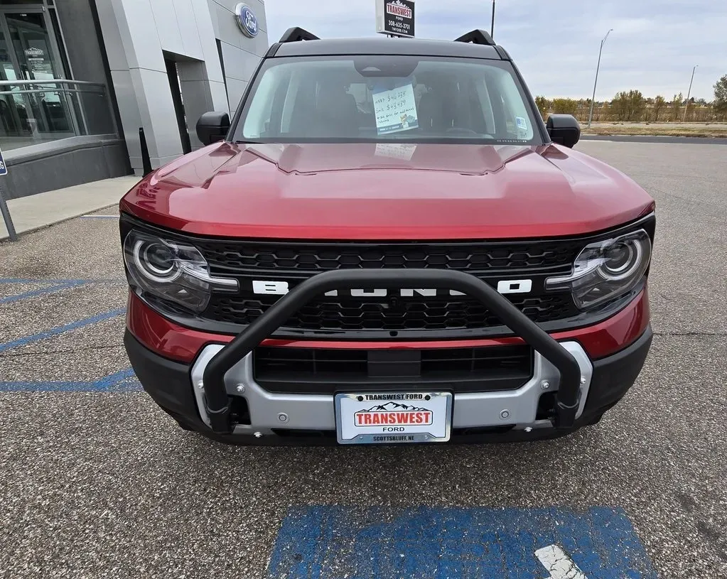 2025 Ford Bronco Sport | Photo 2 of 32