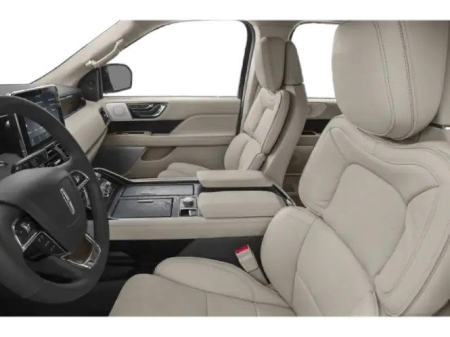 2019 Lincoln Navigator | Photo 5 of 14