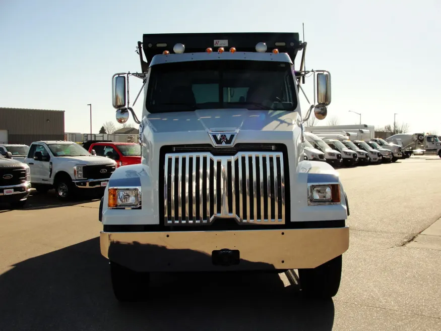 2018 Western Star 4700 | Photo 8 of 20