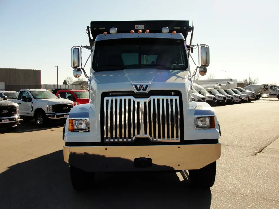 2018 Western Star 4700 | Photo 8 of 20