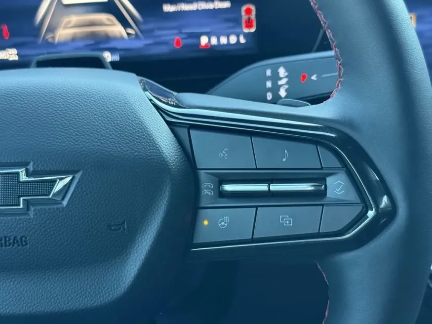 2024 Chevrolet Traverse | Photo 16 of 28