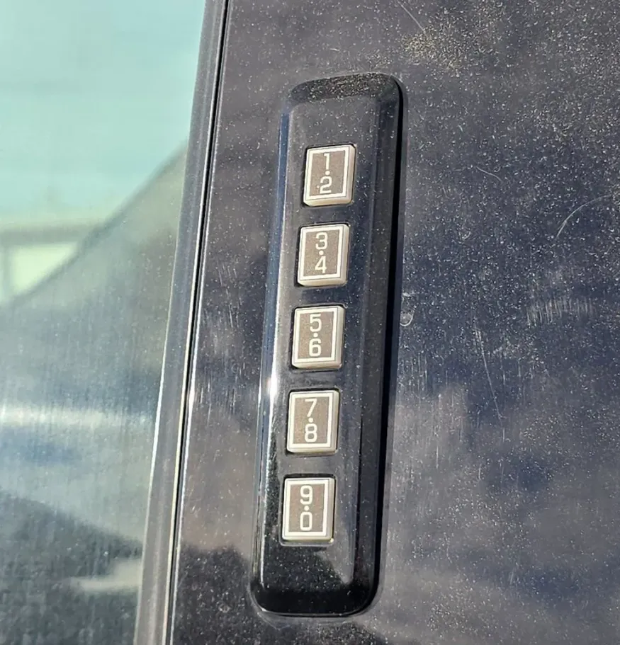 2023 Ford F-150 | Photo 12 of 33