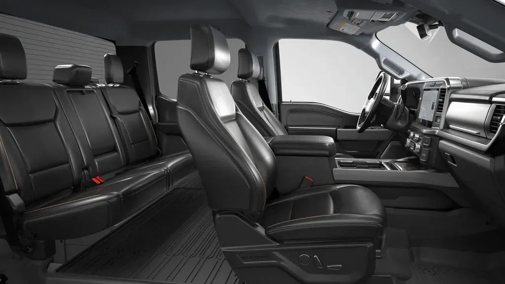 2026 Ford Super Duty F-350 | Photo 5 of 8