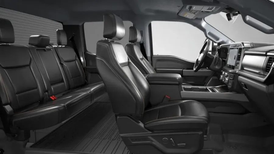 2026 Ford Super Duty F-350 | Photo 5 of 8