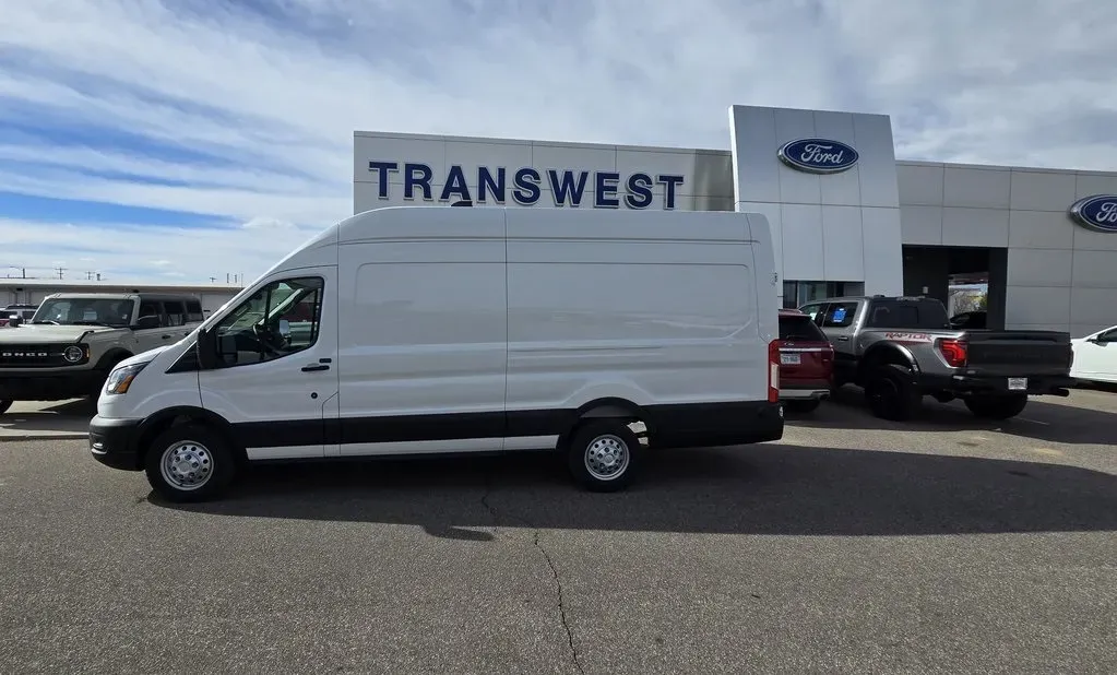 2026 Ford Transit-350 