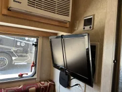 2016 Nucamp Boondock 320 S | Thumbnail Photo 13 of 15