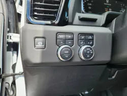 2025 GMC Sierra 2500HD AT4 | Thumbnail Photo 6 of 30