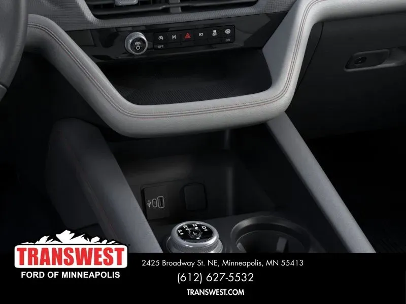 2026 Ford Explorer Active | Photo 14 of 23