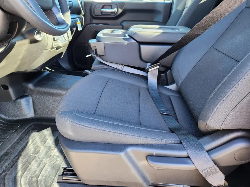 2026 GMC Sierra 2500HD Pro | Photo 9 of 29