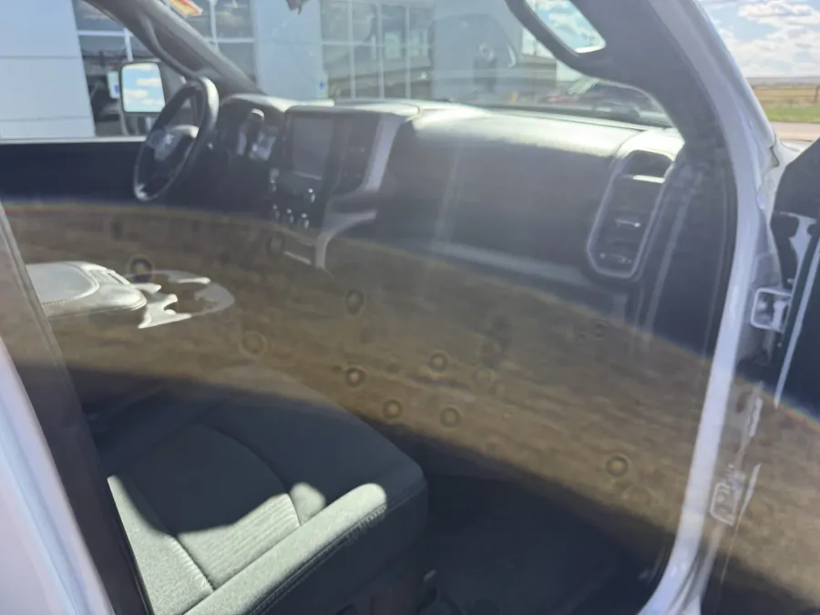 2024 RAM 2500 Tradesman | Photo 11 of 17