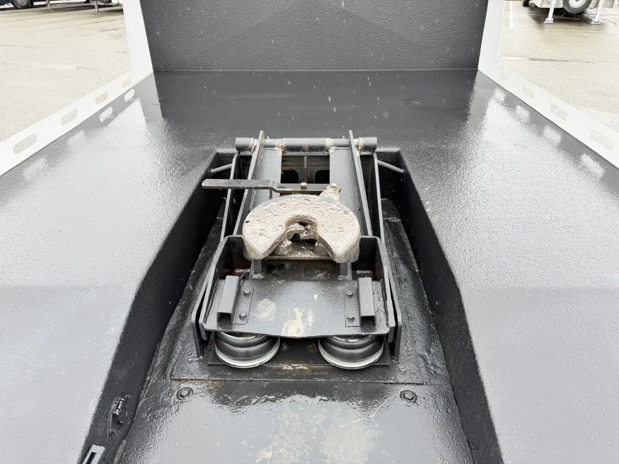 2011 Freightliner M2 112 | Photo 15 of 22