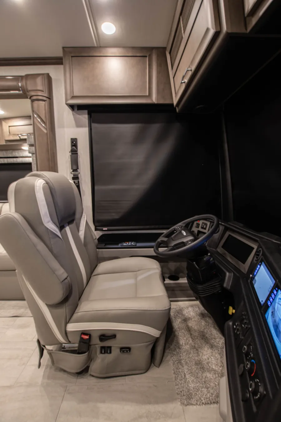 2026 Newmar Ventana 4369 | Photo 11 of 30